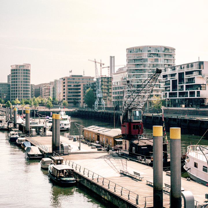 Stadtrallye durch die Hamburger Speicherstadt - Sandtorhafen & Traditionsschiffhafen in der HafenCity